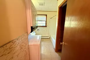 43 Edwards St, Lincoln, ME 04457 - Photo 10