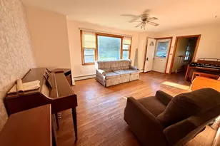 43 Edwards St, Lincoln, ME 04457 - Photo 8