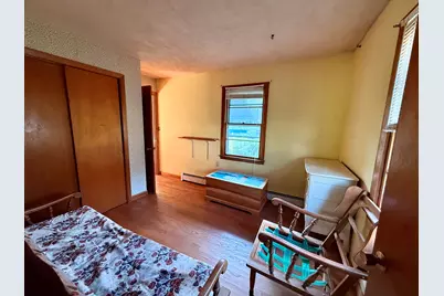 43 Edwards Street, Lincoln, ME 04457 - Photo 4
