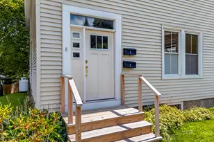 8 Pope St, Gardiner, ME 04345 - Photo 2
