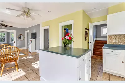691 Washington Avenue, Portland, ME 04103 - Photo 2