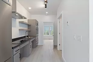 65 Dougherty Ct, Portland, ME 04102 - Photo 8
