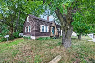 885 Minot Ave, Auburn, ME 04210 - Photo 2