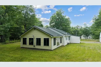 568 E Pittston Road, Pittston, ME 04345 - Photo 2