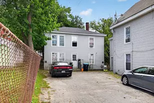 27-29 Elm St, Lewiston, ME 04240 - Photo 4