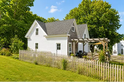 10 Church Street, Deer Isle, ME 04627 - Photo 12