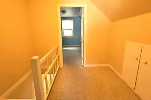 826 Somerset St, Rumford, ME 04276 - Photo 16