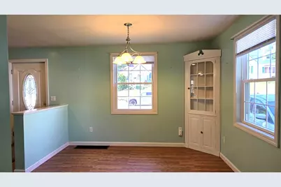 826 Somerset Street, Rumford, ME 04276 - Photo 6