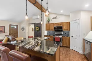19 Dolphin Ave, Old Orchard Beach, ME 04064 - Photo 10