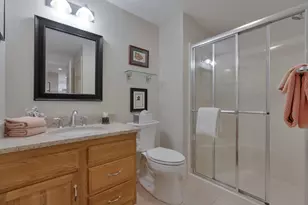 32 Winchester Ct, Kennebunk, ME 04043 - Photo 14