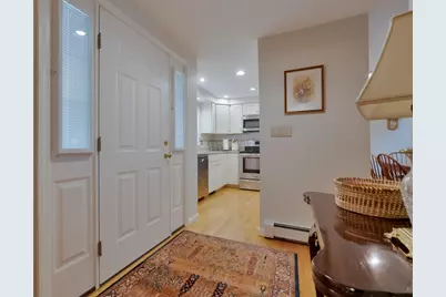 32 Winchester Court #32, Kennebunk, ME 04043 - Photo 4