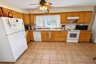 49 Hemlock St, Sabattus, ME 04280 - Photo 6