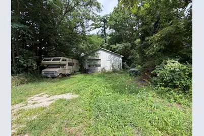 35 Summer Street, Oakland, ME 04963 - Photo 2