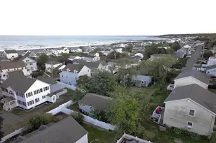 63 Garrison Ave, York, ME 03909 - Photo 2