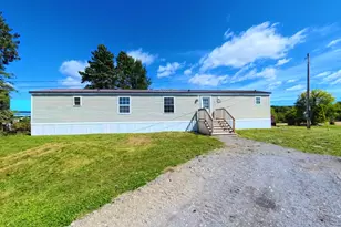 6 E Echo Lake Rd, Presque Isle, ME 04769 - Photo 2