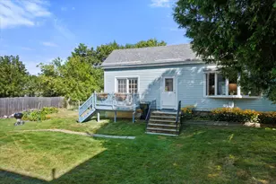 142 Elm St, Bangor, ME 04401 - Photo 4