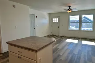 29 Village Cir, Augusta, ME 04330 - Photo 4