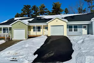29 Village Cir, Augusta, ME 04330 - Photo 2