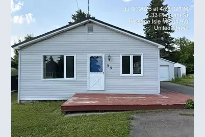33 Pleasant Street, Presque Isle, ME 04769 - Photo 2