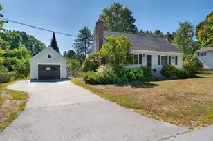 11 Nancy Dr, Brunswick, ME 04011 - Photo 2