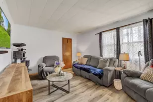 726 Ludlow Rd, Ludlow, ME 04730 - Photo 10