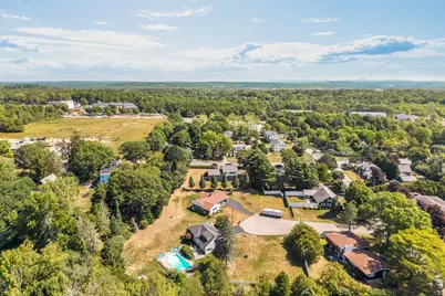 826 Broadway, Bangor, ME 04401 - Photo 20
