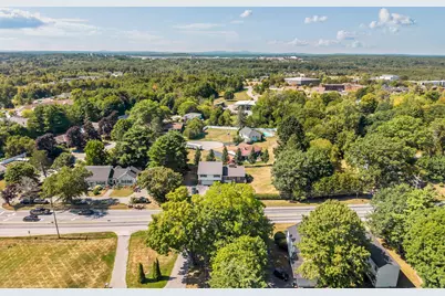 826 Broadway, Bangor, ME 04401 - Photo 4