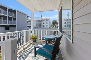 3 Bay Ave, Old Orchard Beach, ME 04064 - Photo 2