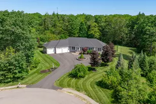 61 Rose Dr, Cumberland, ME 04021 - Photo 10
