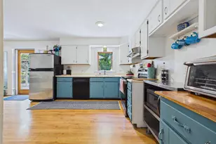 25 Range Rd, Brunswick, ME 04011 - Photo 14