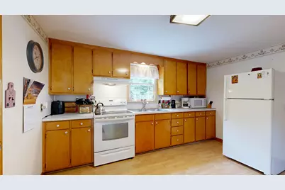 13 Hyde Road, Jay, ME 04239 - Photo 4