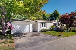 22 Meadow Dr, Turner, ME 04282 - Photo 1