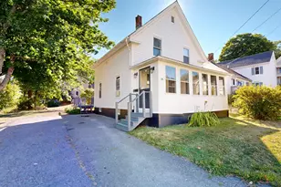 138 Spring St, Gardiner, ME 04345 - Photo 1