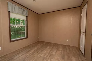 5 Paul St, Dover Foxcroft, ME 04426 - Photo 18