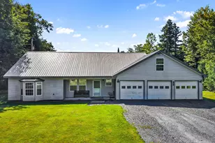 79 Glenwood Dr, Saint Albans, ME 04971 - Photo 2
