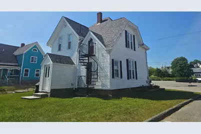 8 Cottage Street, Milbridge, ME 04658 - Photo 2