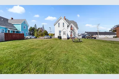 8 Cottage Street, Milbridge, ME 04658 - Photo 4