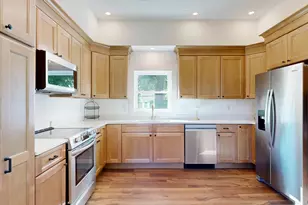 5 Magnolia Ln, Gardiner, ME 04345 - Photo 4