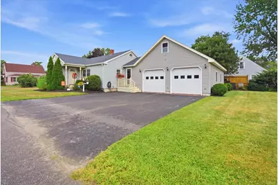 80 Grove Street, Lewiston, ME 04240 - Photo 2