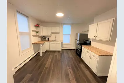 143 Oak Street, Lewiston, ME 04240 - Photo 2