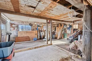 21 Water St, Clinton, ME 04927 - Photo 36