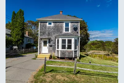 19 Lincoln Street, Eastport, ME 04631 - Photo 1