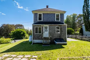 19 Lincoln St, Eastport, ME 04631 - Photo 8