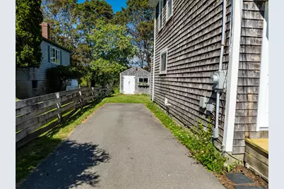 19 Lincoln Street, Eastport, ME 04631 - Photo 4