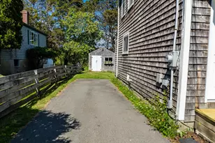 19 Lincoln St, Eastport, ME 04631 - Photo 4