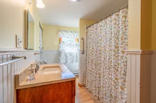 412 King St, Oxford, ME 04270 - Photo 16