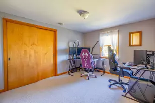 412 King St, Oxford, ME 04270 - Photo 14