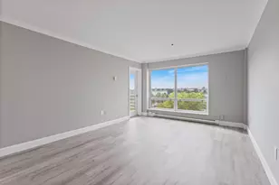 148 Breakwater Dr, South Portland, ME 04106 - Photo 8
