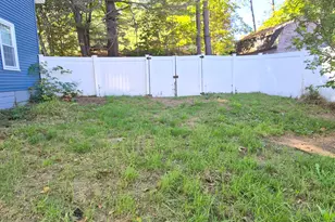 25 Union St, Wilton, ME 04294 - Photo 4