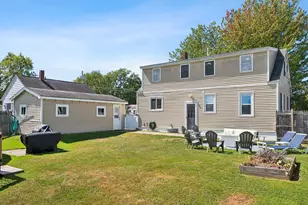 4 Crosby St, Fairfield, ME 04937 - Photo 8